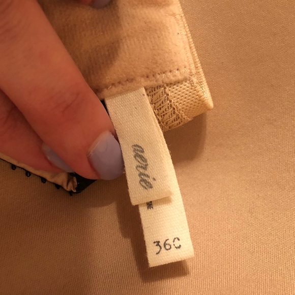 Aerie Nude with black lace push up bra - Picture 3 of 4